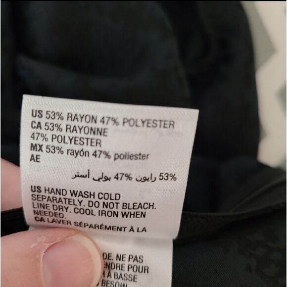 INC International Concepts NWT Snake Print Jacquard Blouse Size XS - Picture 11 of 11